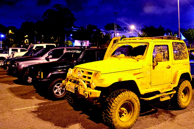 Milhares de pessoas movimentam o 5º Encontro de Jeeps em Barbacena MG