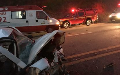 QUATRO FERIDOS EM ACIDENTE NA BR 383