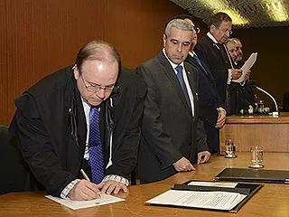 Magistrados são empossados no TRE-MG