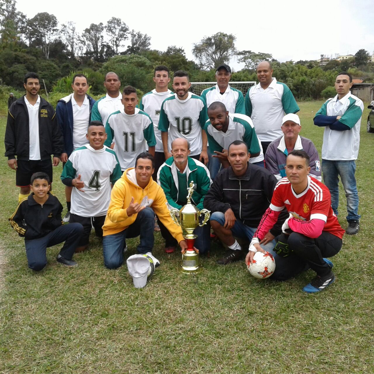 VILA REAL É CAMPEÃO EM ANTONIO CARLOS MG