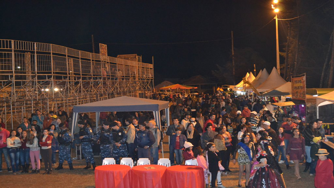 28ª Festa do Pinhão movimenta Correia de Almeida