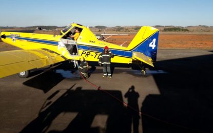 BOMBEIROS DE LAFAIETE AUXILIAM NO COMBATE A INCÊNDIO EM PARQUE