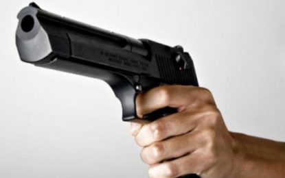 Dupla assalta restaurante no centro da cidade