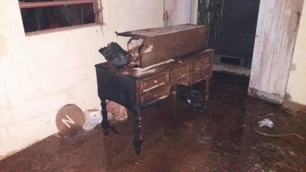 INCÊNDIO CAUSA PREJUÍZOS EM SÍTIO