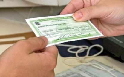 Homem falsifica documentos para tirar novo título eleitoral