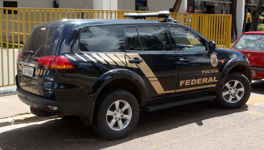 POLÍCIA FEDERAL E RECEITA FEDERAL DEFLAGRAM OPERAÇÃO CONFRARIA CATARATAS