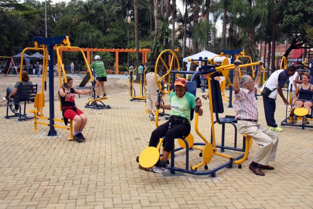 ESTRELA DALVA E SANTA BÁRBARA DO TUGÚRIO RECEBEM PRIMEIRAS UNIDADES DE ACADEMIAS AO AR LIVRE