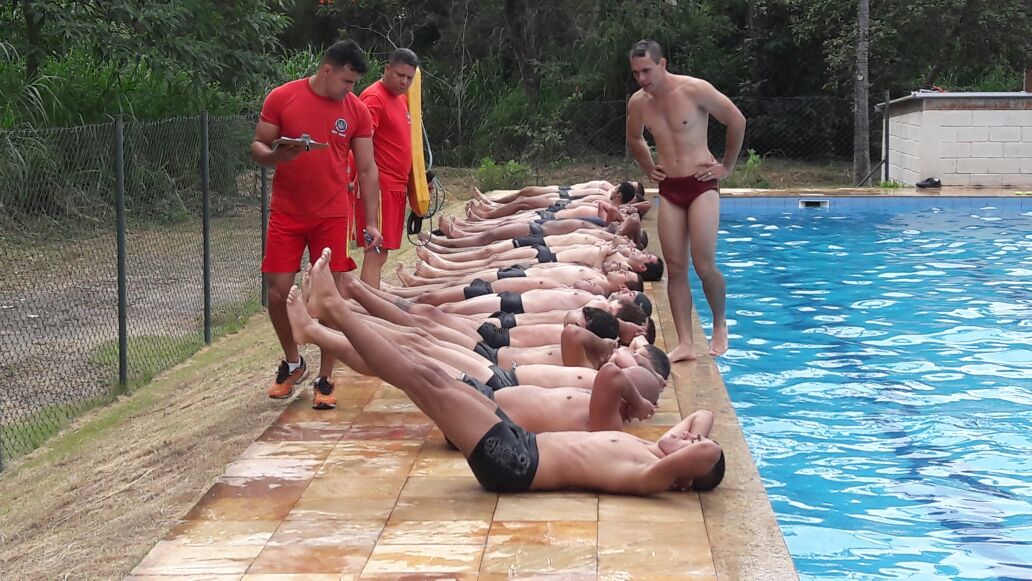 BOMBEIROS COMEMORAM 08 ANOS  NA CIDADE DE CONSELHEIRO LAFAIETE MG