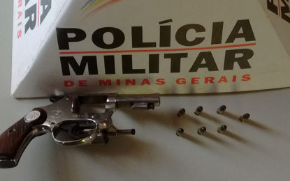 MULHER AMEAÇA CASAL E É PRESA POR POSSE ILEGAL DE ARMA DE FOGO