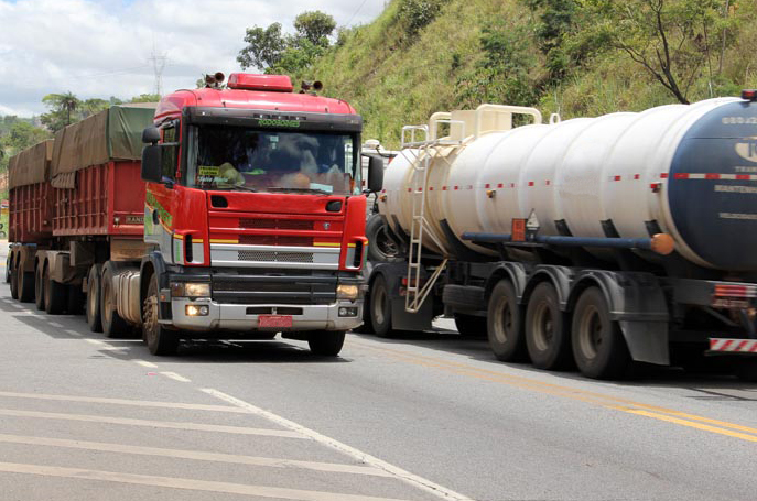 VEÍCULOS DE GRANDE PORTE COM TRÁFEGO RESTRITO NO FERIADO DA INDEPENDÊNCIA