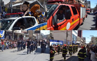 PÚBLICO ACOMPANHA TRADICIONAL DESFILE DE 7 DE SETEMBRO EM BARBACENA MG