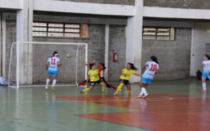 ETAPA ESTADUAL DO JIMI COMEÇA COM JOGOS DE ALTO NÍVEL TÉCNICO