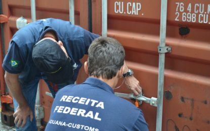 RECEITA FEDERAL REALIZA A MAIOR APREENSÃO DE COCAÍNA DO ANO NO PORTO DE SANTOS