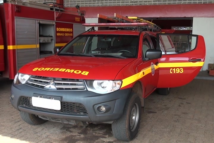 BOMBEIROS CASSAM REALIZAÇÃO DO SHOW DO CANTOR NEGO DO BOREL