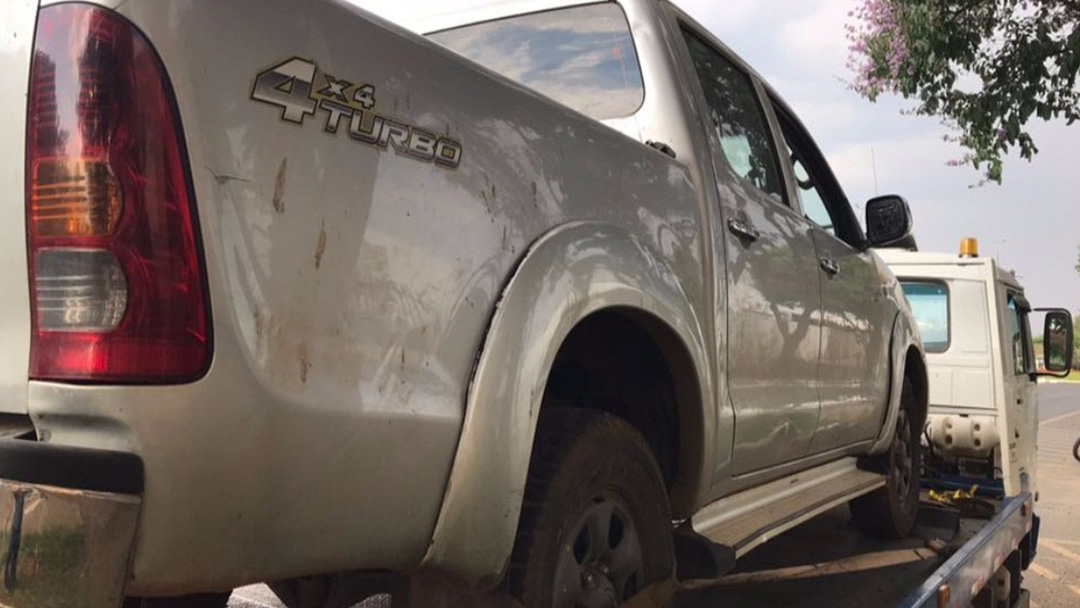 VEÍCULO COM IRREGULARIDADES É APREENDIDO EM ARAGUARI DURANTE DILIGÊNCIAS DA POLÍCIA CIVIL