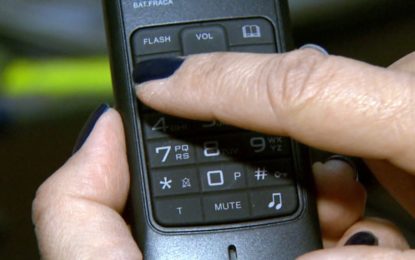 PM PRENDE OCUPANTES DE VEÍCULO COM DROGAS, APÓS DENÚNCIA 190