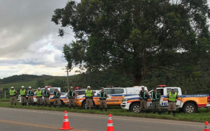 Polícia militar rodoviária realiza operação Impacto.