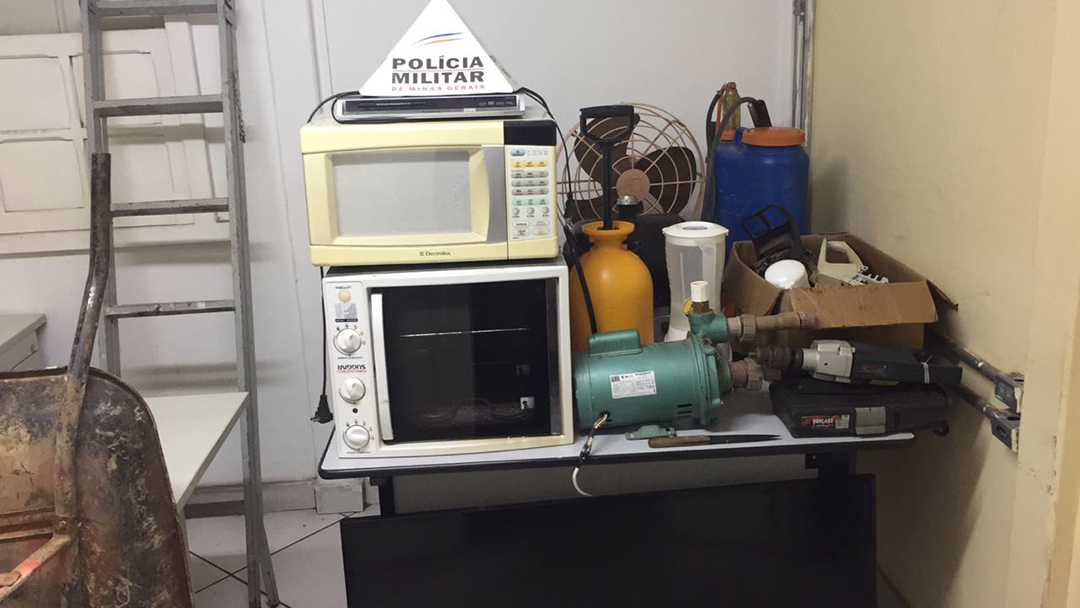 PRESOS AUTORES QUE PRATICAVAM FURTOS NA LOCALIDADE DO POMBAL