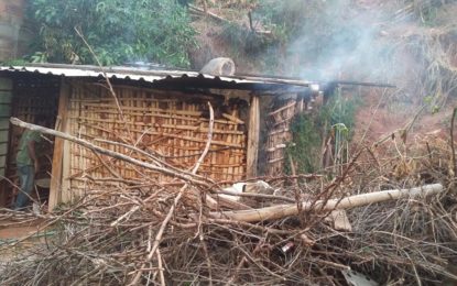 BARRACO É INCENDIADO EM CONSELHEIRO LAFAIETE-MG