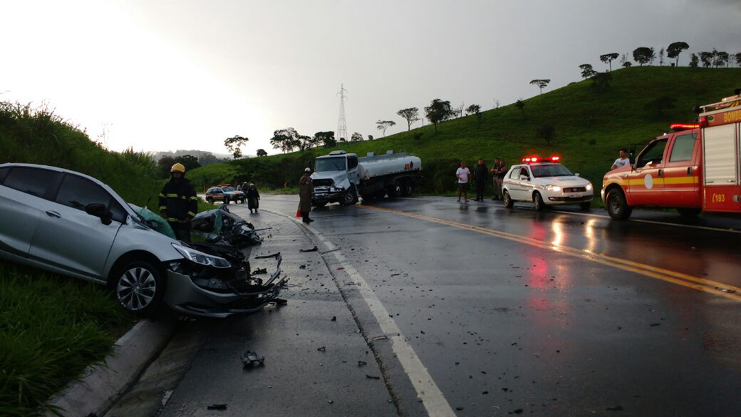 COLISÃO ENTRE VEÍCULOS DEIXA 01 VÍTIMA FATAL NAS PROXIMIDADES DA  DO BANANAL