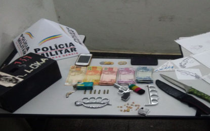 PM prende homem por tráfico de drogas, após denúncia em Santos Dumont-MG