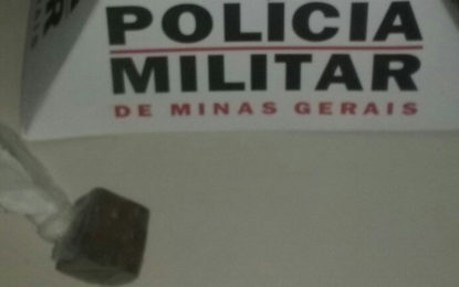 Motociclista é preso por tráfico de drogas no centro de Santos Dumont