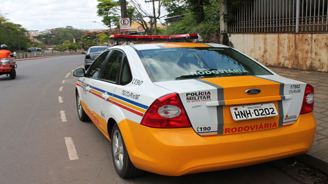 PMR prende condutor embriagado em Barbacena