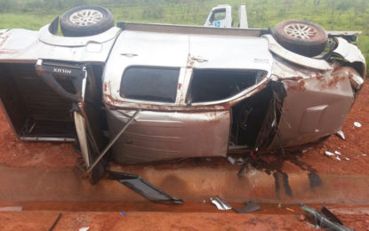 Condutor perde controle de veículo em São Brás do Suaçuí