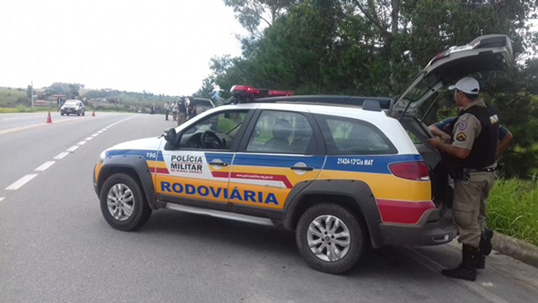 PMR flagra condutor embriagado em Antônio Carlos-MG
