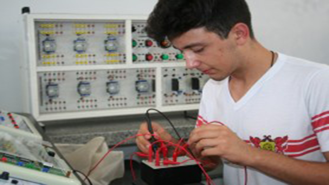 Inscrições para cursos técnicos gratuitos do Mediotec podem ser feitas até o próximo domingo