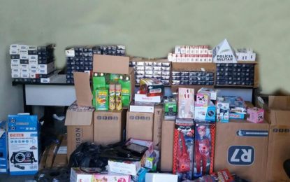 Produtos de descaminho são apreendidos e homens presos em Santos Dumont-MG