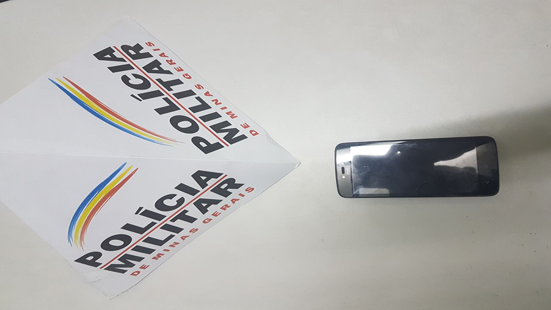 Aparelho de celular recuperado, adolescentes apreendidos por agressão, roubo e receptação