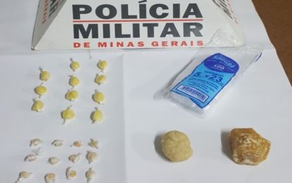 Homem é preso por tráfico de drogas no bairro Nossa Senhora Aparecida em Barbacena-MG