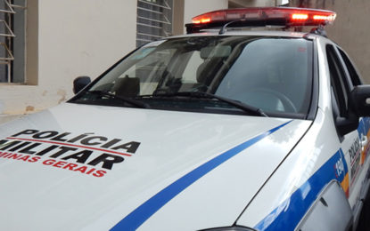 Família é rendida em residência por trio armado em Santa Bárbara do Tugúrio/MG