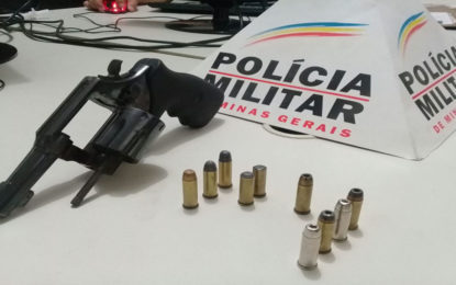 POLÍCIA MILITAR RETIRA ARMA DE CIRCULAÇÃO EM SÃO JOÃO DEL-REI-MG