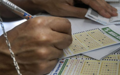 MEGA-SENA ACUMULA E PODE PAGAR R$ 40 MILHÕES NA QUARTA-FEIRA