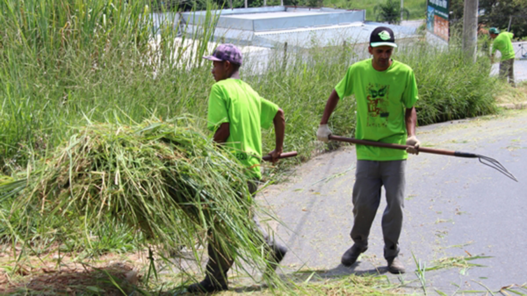 DETENTOS TRABALHAM NO COMBATE À DENGUE EM SANTA LUZIA