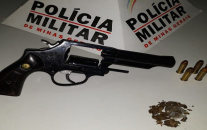 POLÍCIA MILITAR RETIRA ARMA DE FOGO DE CIRCULAÇÃO EM SÃO JOÃO DEL-REI