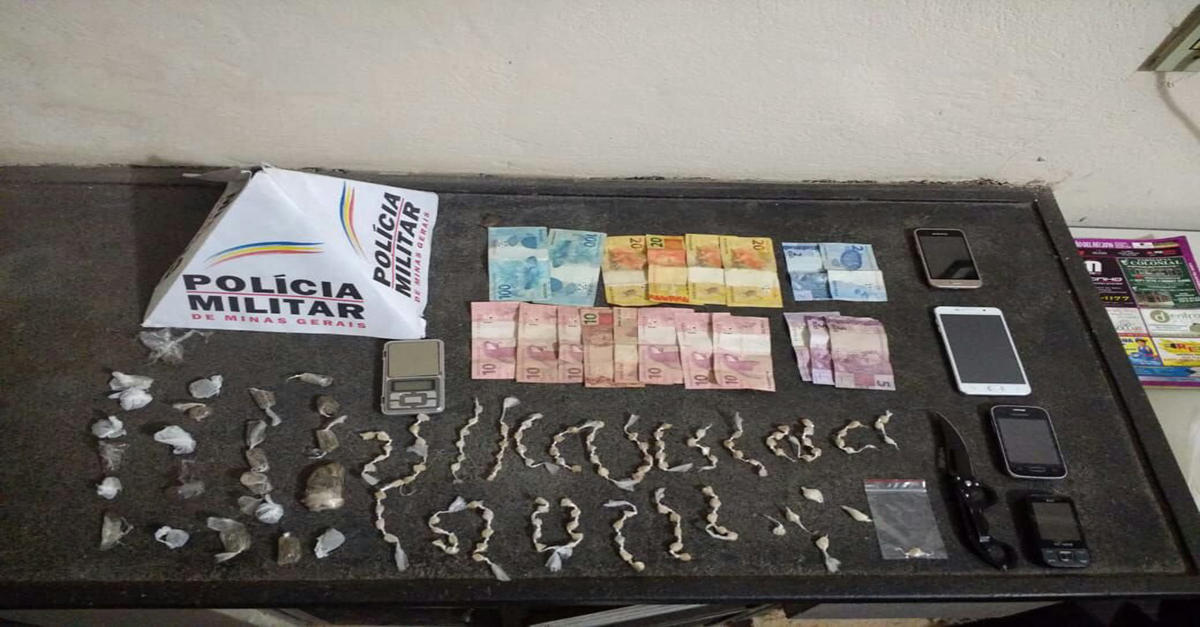POLÍCIA MILITAR APREENDE GRANDE QUANTIDADE DE DROGAS EM NAZARENO-MG
