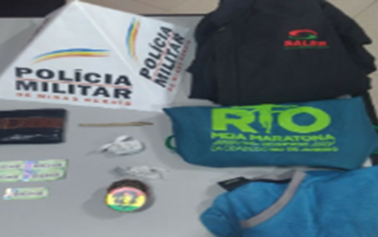 Autores de tentativa de furto a transeunte são presos e produtos são recuperados próximo ao terminal rodoviário em Barbacena