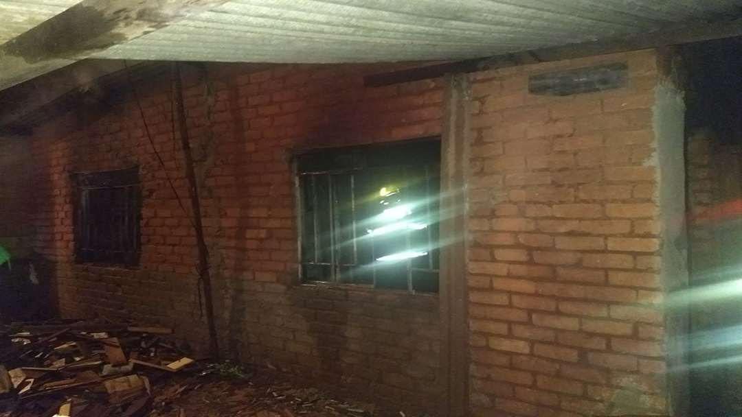 INCÊNDIO EM RESIDÊNCIA NA CIDADE HISTÓRICA DE TIRADENTES-MG