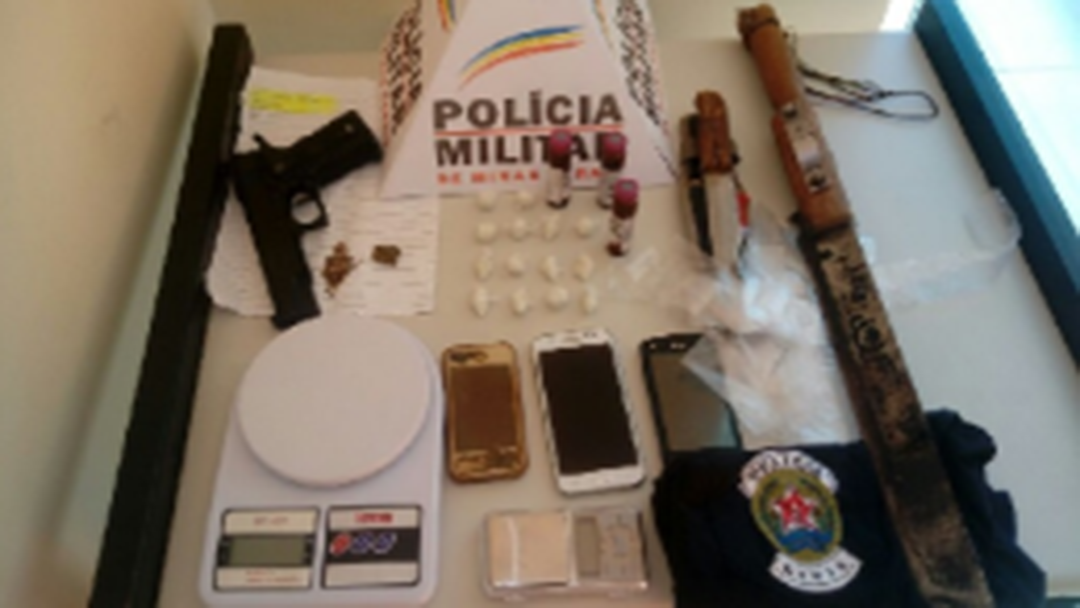 Operação de combate ao tráfico de drogas resulta na prisão de autores e na apreensão de drogas/Veja Mais