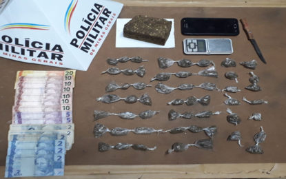 Maconha apreendidas e autor é preso por tráfico de drogas e corrupção de menores em Barbacena.