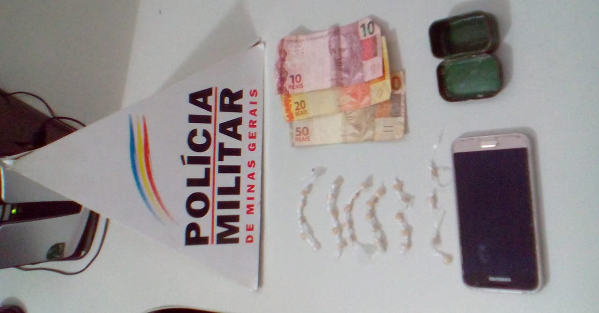 MENOR É APREENDIDO COM DROGAS EM SÃO JOÃO DEL-REI.