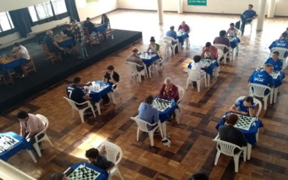 Abertura do Circuito Estudantil de Xadrez – Liga Regional de Xadrez