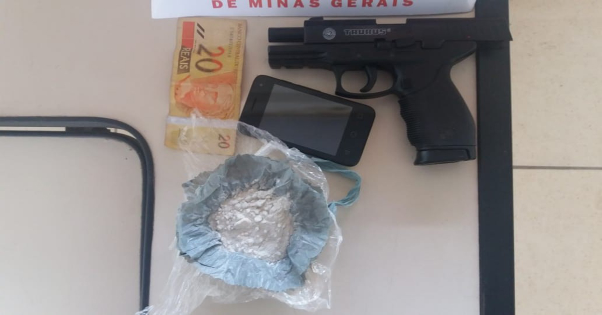 Operação anti-drogas no Bairro Santa Luzia em Barbacena