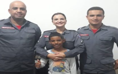 BOMBEIROS CONTINUAM VISITANDO RESIDÊNCIAS E LEVANDO SOLIDARIEDADE