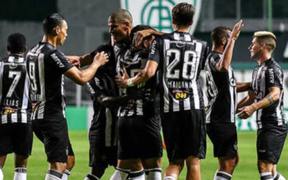 ATLÉTICO VENCE PARANÁ COM SHOW DE VICTOR