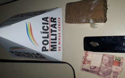 Denúncia anônima resulta na apreensão de drogas e prisão de autor no Bairro Grogotó em Barbacena-MG