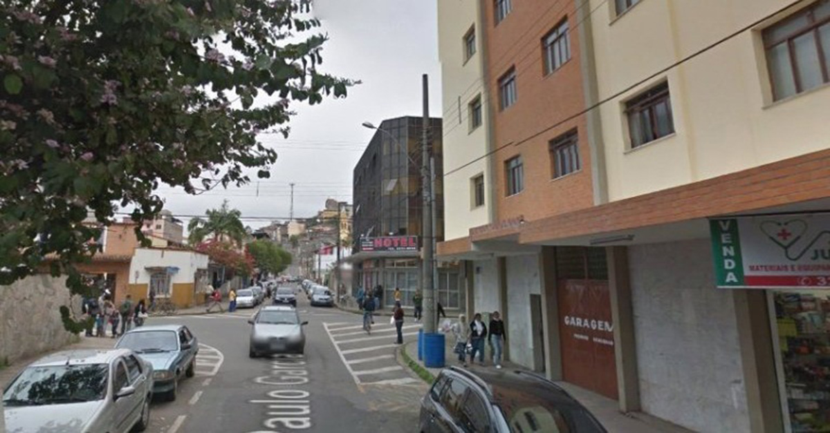 Homem finge ter AIDS, estupra adolescente e passa sangue em várias pessoas em Juiz de Fora-MG.